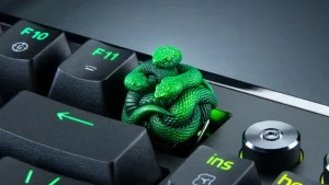 Snake Design and Hand-Painted Craftsmanship: Razer Unveils Exclusive $90 Artisan Keycap